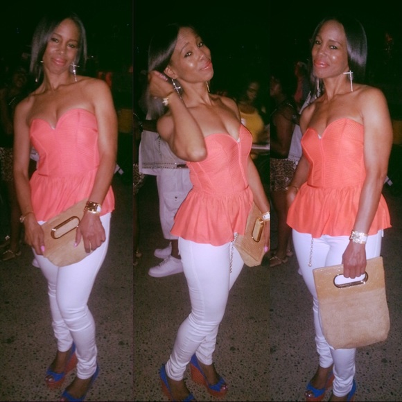 💯Authentic Louis Vuitton Suede/Patent Clutch - Picture 8 of 8